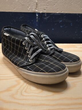 Vans Navy Plaid Mid Chukka Sneakers (Size 12)